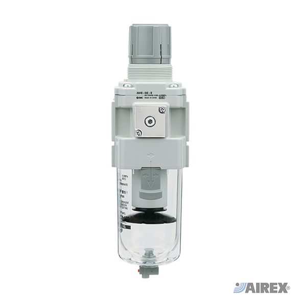 Gruppo filtro riduttore SMC con tazza di protezione trasparente per impianti pneumatici. AIREX